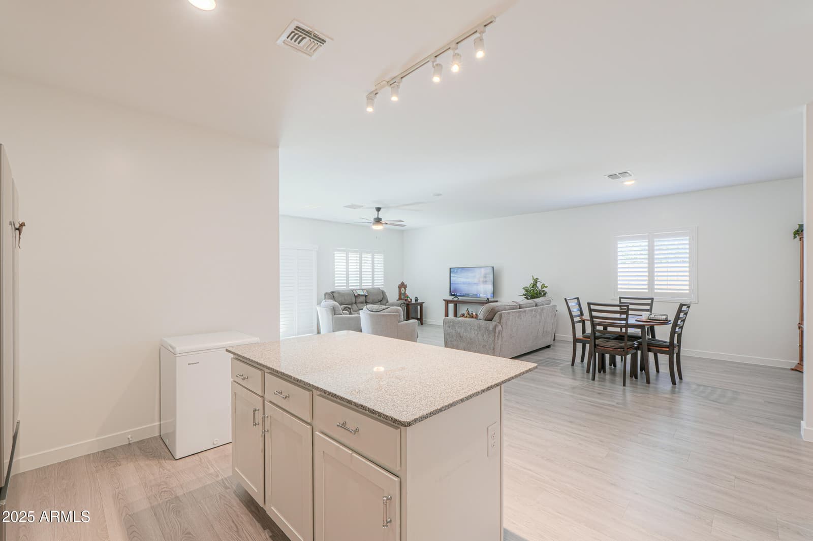 947 E WILEY Way, Casa Grande, AZ 85122 — photo 18 of 37