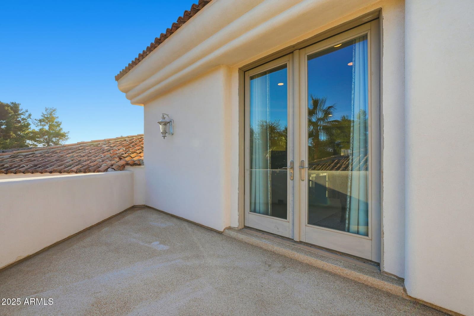 6 E OAKWOOD HILLS Drive, Chandler, AZ 85248 — photo 70 of 122
