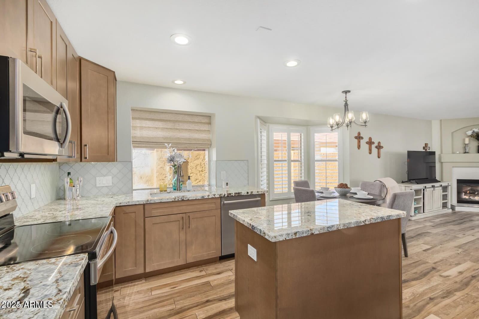 6356 W Adobe Drive, Glendale, AZ 85308 — photo 5 of 14