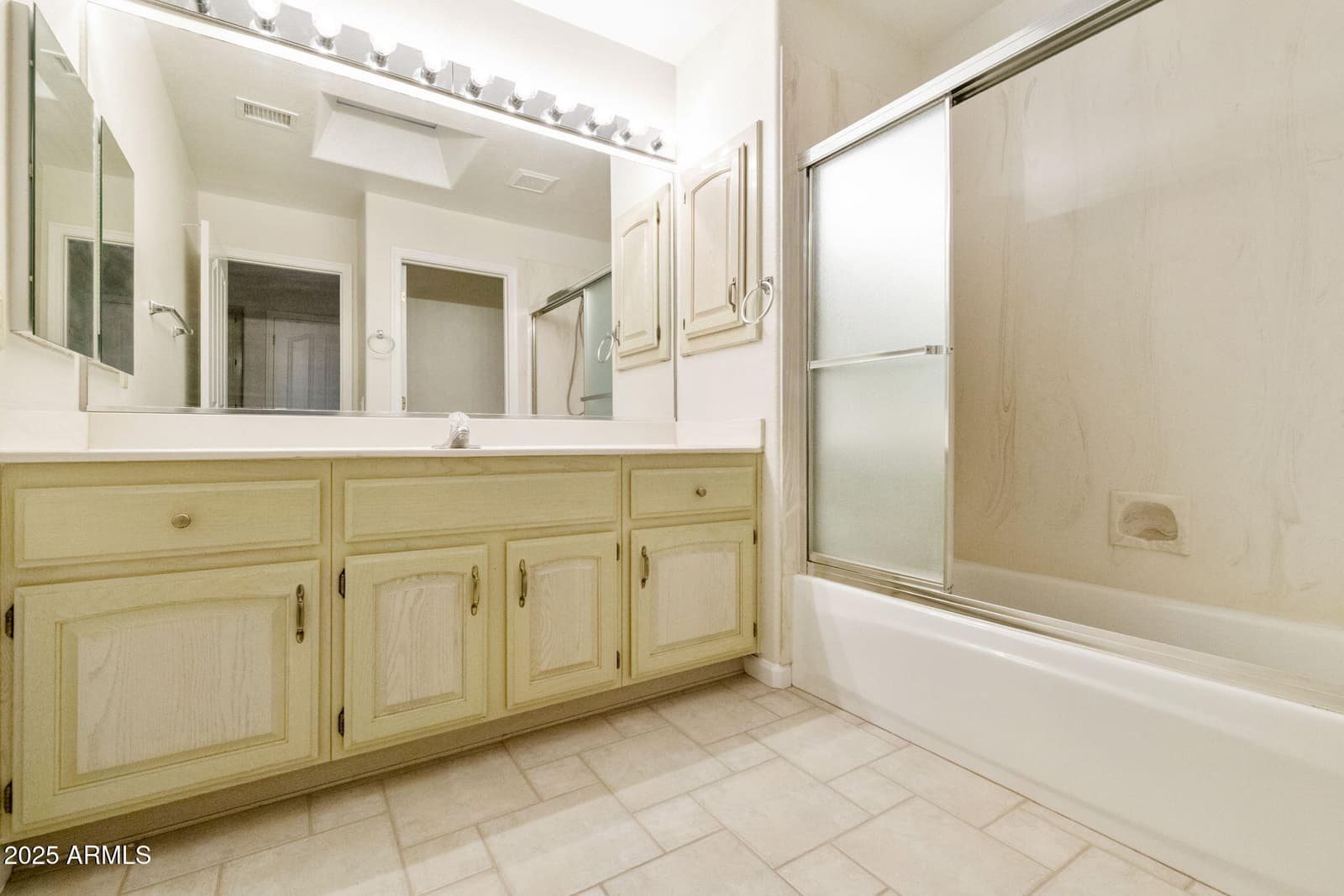 10214 E COOPERS HAWK Drive, Sun Lakes, AZ 85248 — photo 36 of 76