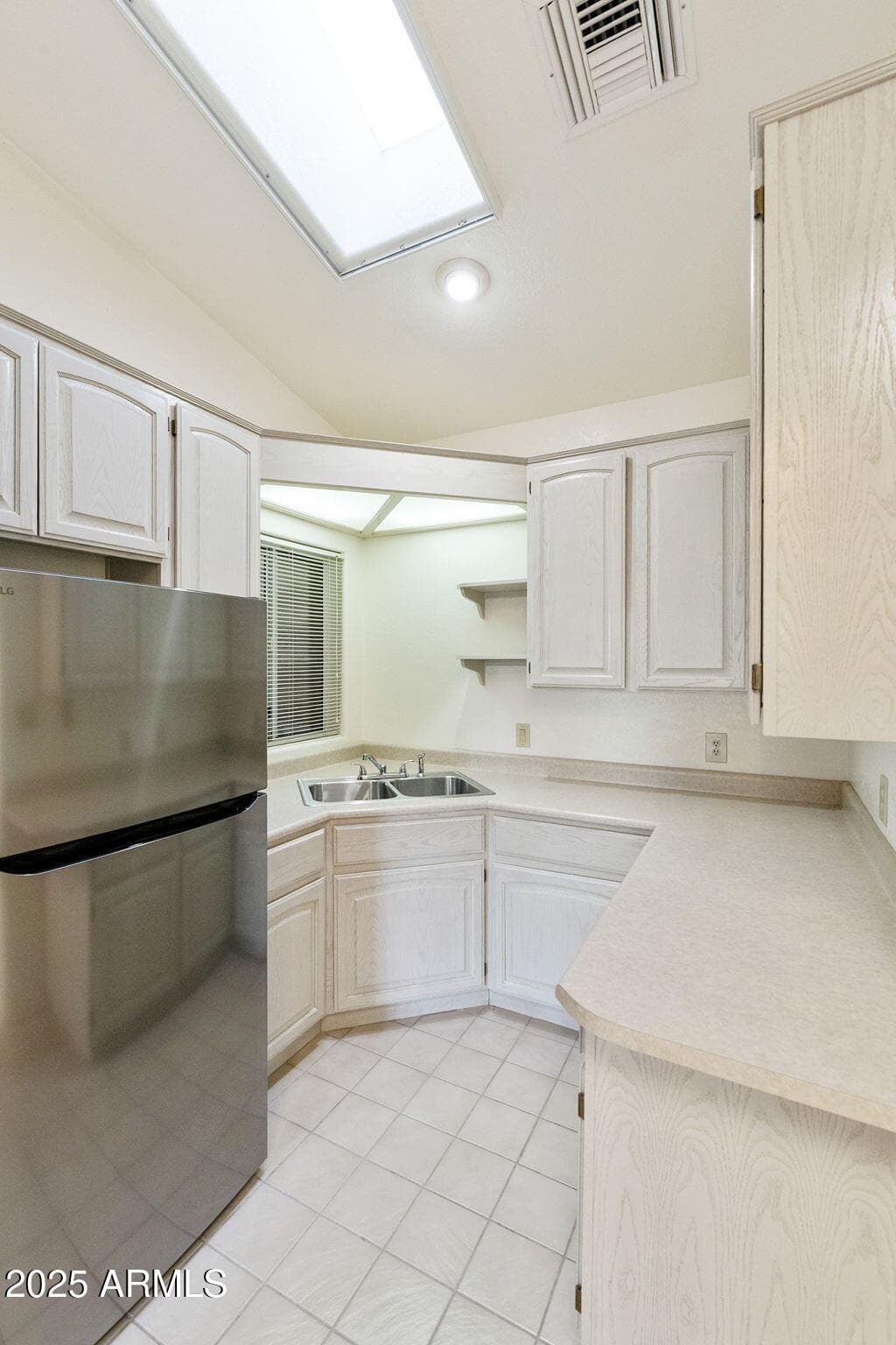 10214 E COOPERS HAWK Drive, Sun Lakes, AZ 85248 — photo 42 of 76