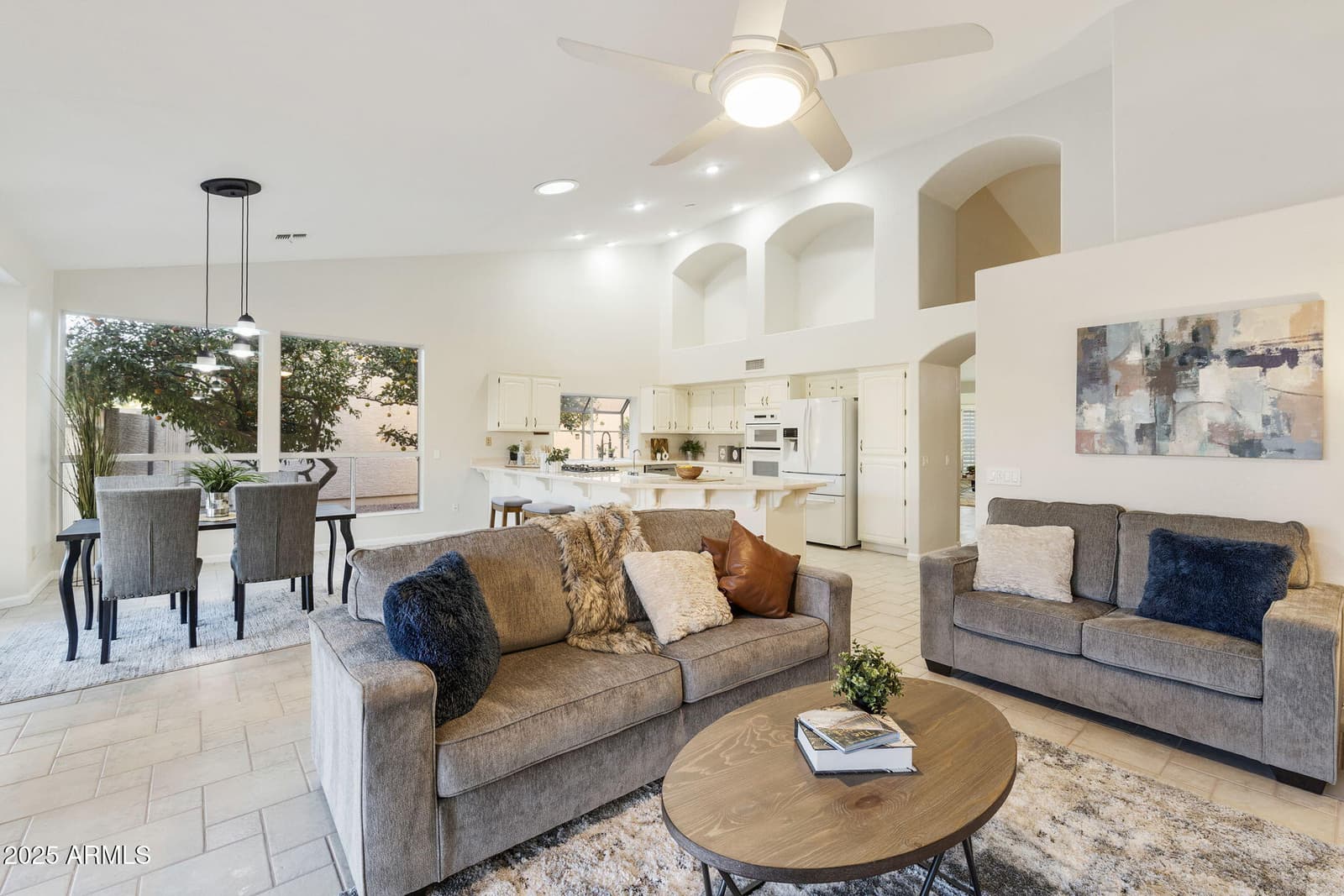 10214 E COOPERS HAWK Drive, Sun Lakes, AZ 85248 — photo 4 of 76