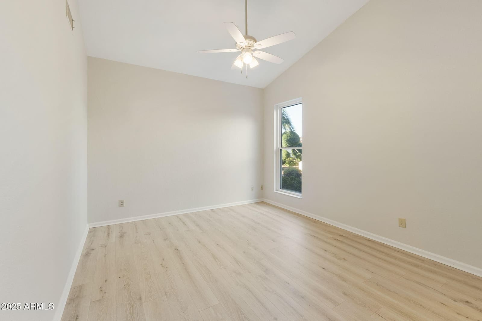 10214 E COOPERS HAWK Drive, Sun Lakes, AZ 85248 — photo 35 of 76