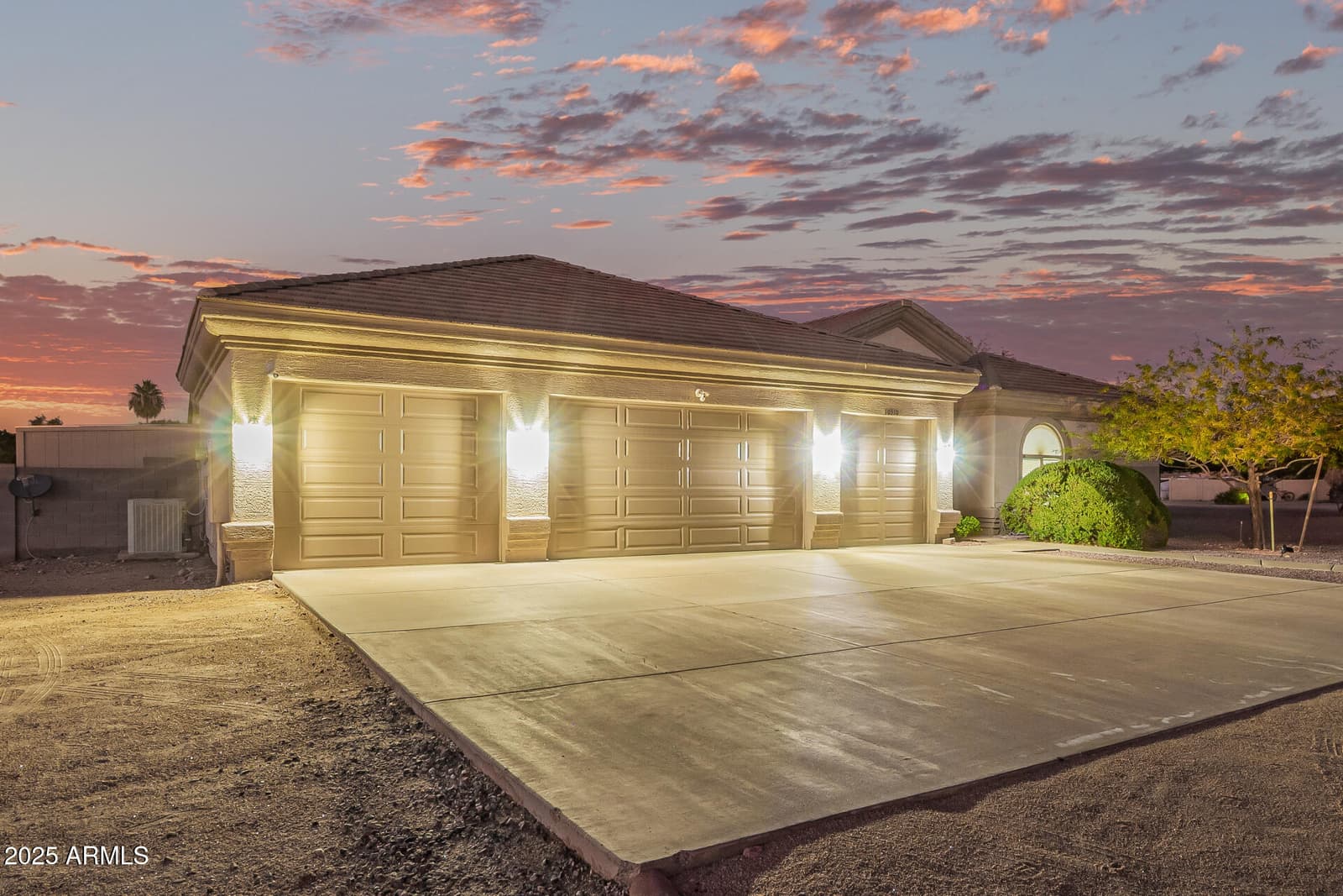 10310 W AVENIDA DEL SOL Street, Peoria, AZ 85383 — photo 3 of 83