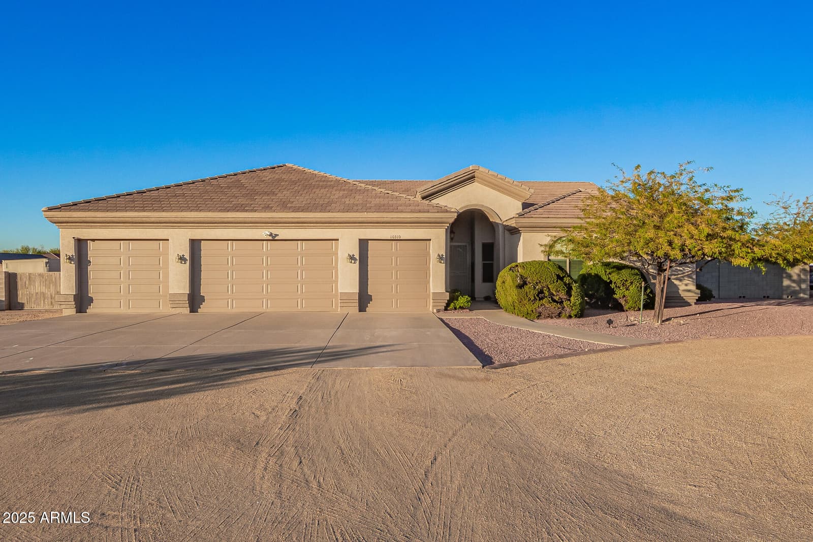 10310 W AVENIDA DEL SOL Street, Peoria, AZ 85383 — photo 7 of 83