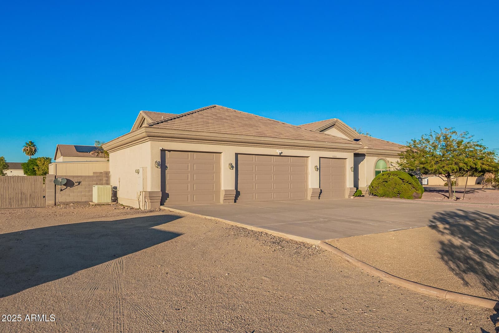 10310 W AVENIDA DEL SOL Street, Peoria, AZ 85383 — photo 9 of 83