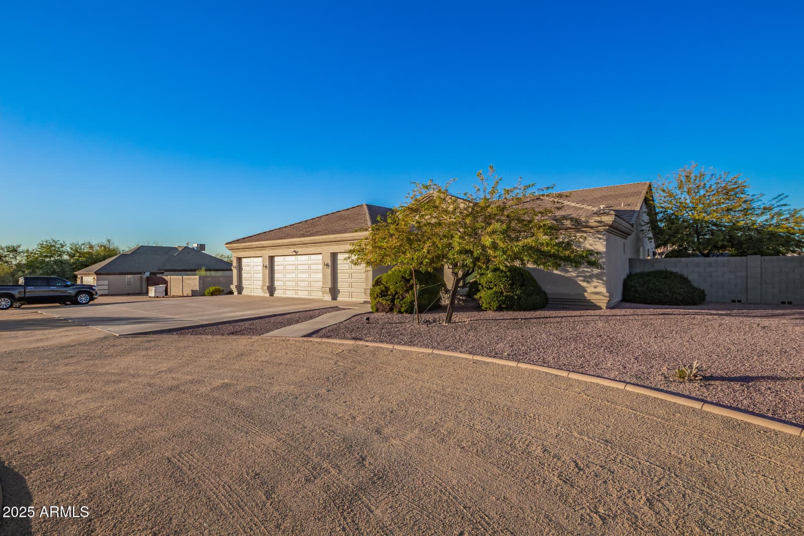 10310 W AVENIDA DEL SOL Street, Peoria, AZ 85383 — photo 10 of 83