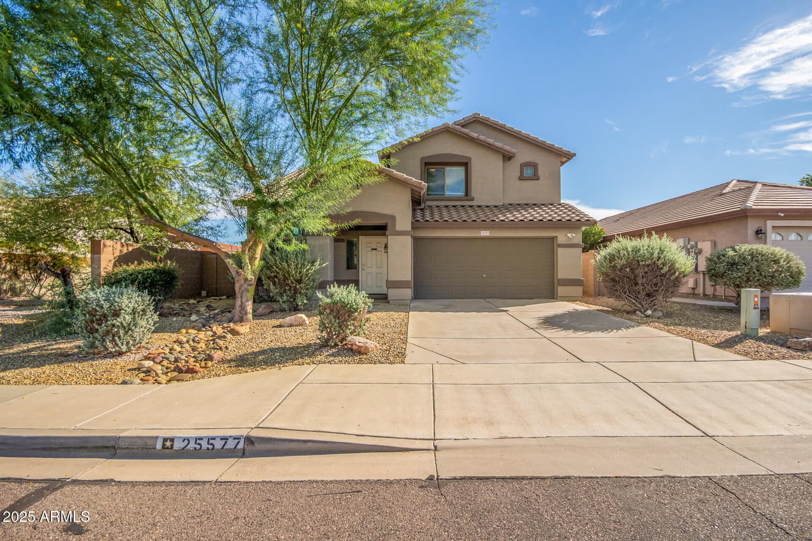 25577 W WHYMAN Street, Buckeye, AZ 85326 — photo 1 of 31