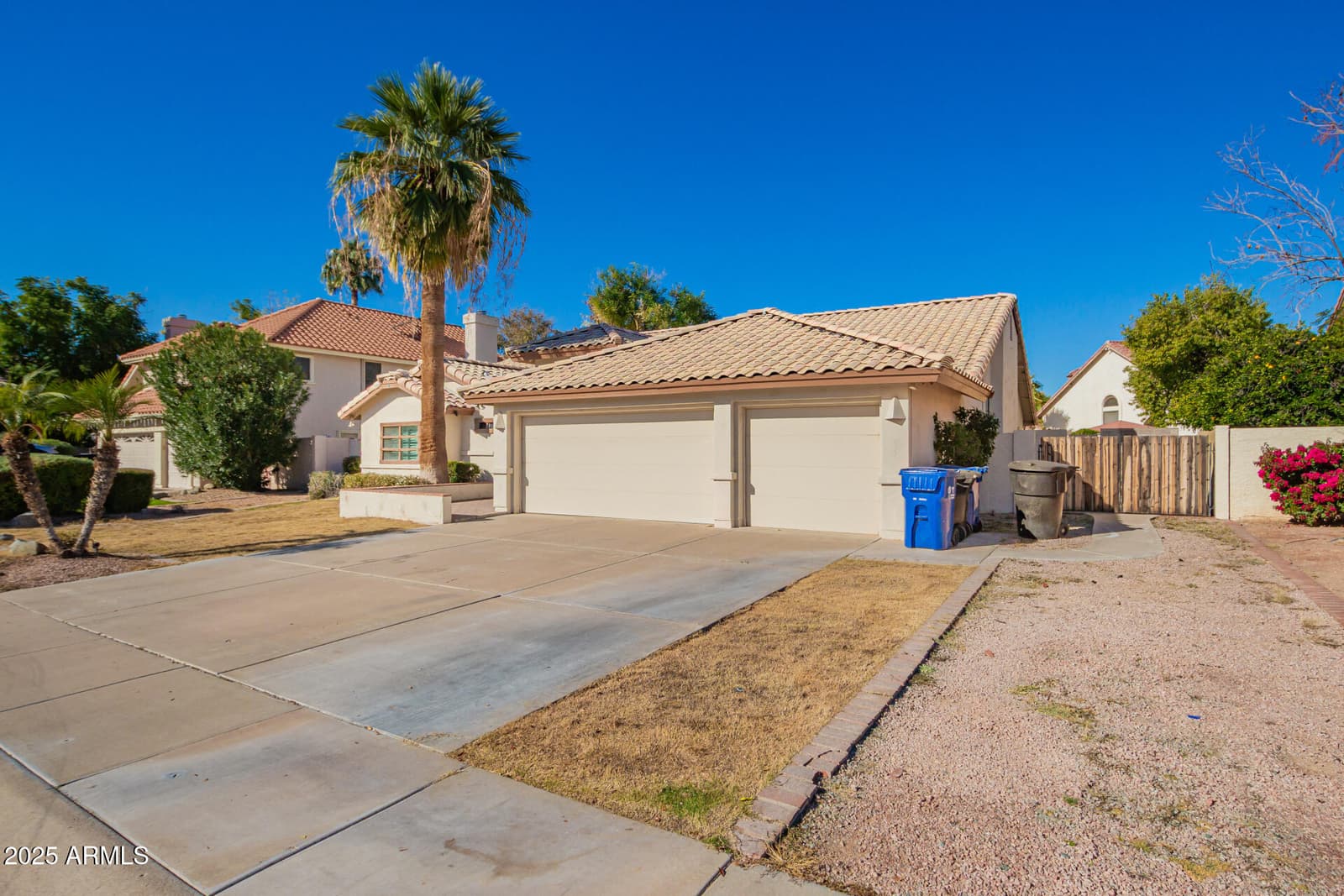 8648 S KENWOOD Lane, Tempe, AZ 85284 — photo 3 of 47