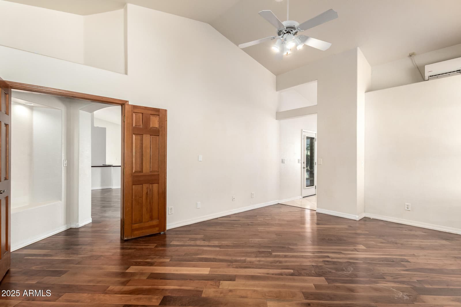 8648 S KENWOOD Lane, Tempe, AZ 85284 — photo 19 of 47