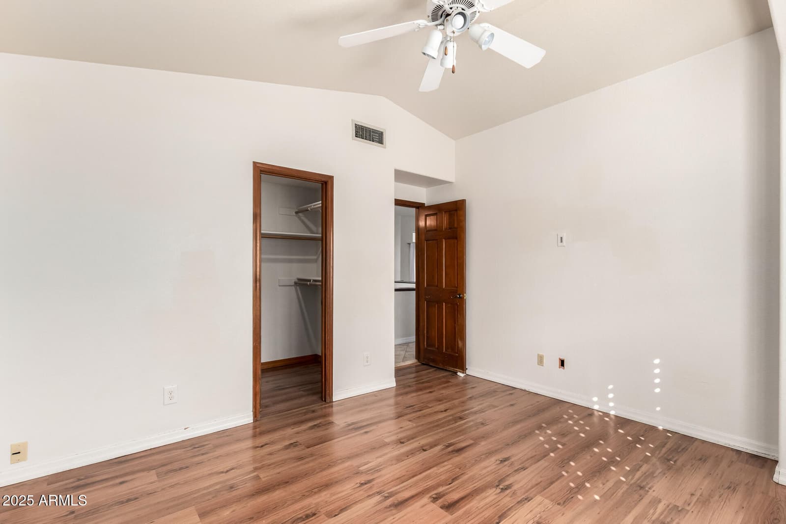 8648 S KENWOOD Lane, Tempe, AZ 85284 — photo 26 of 47