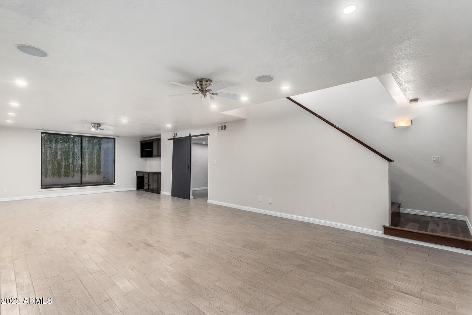 8648 S KENWOOD Lane, Tempe, AZ 85284 — photo 31 of 47