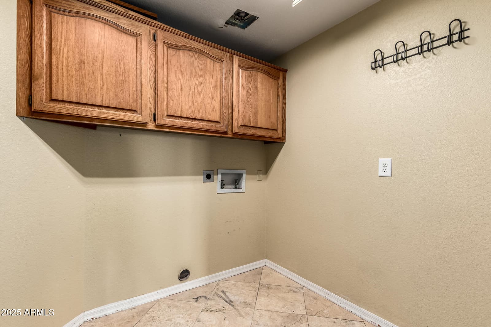 8648 S KENWOOD Lane, Tempe, AZ 85284 — photo 38 of 47