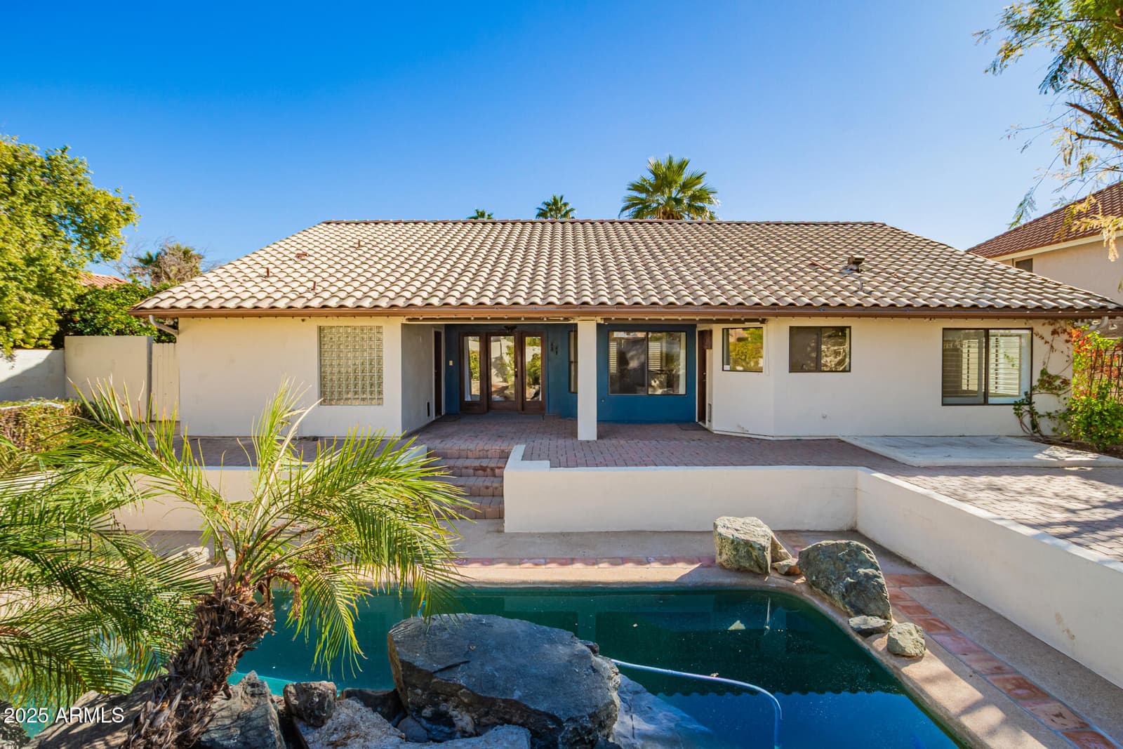 8648 S KENWOOD Lane, Tempe, AZ 85284 — photo 45 of 47