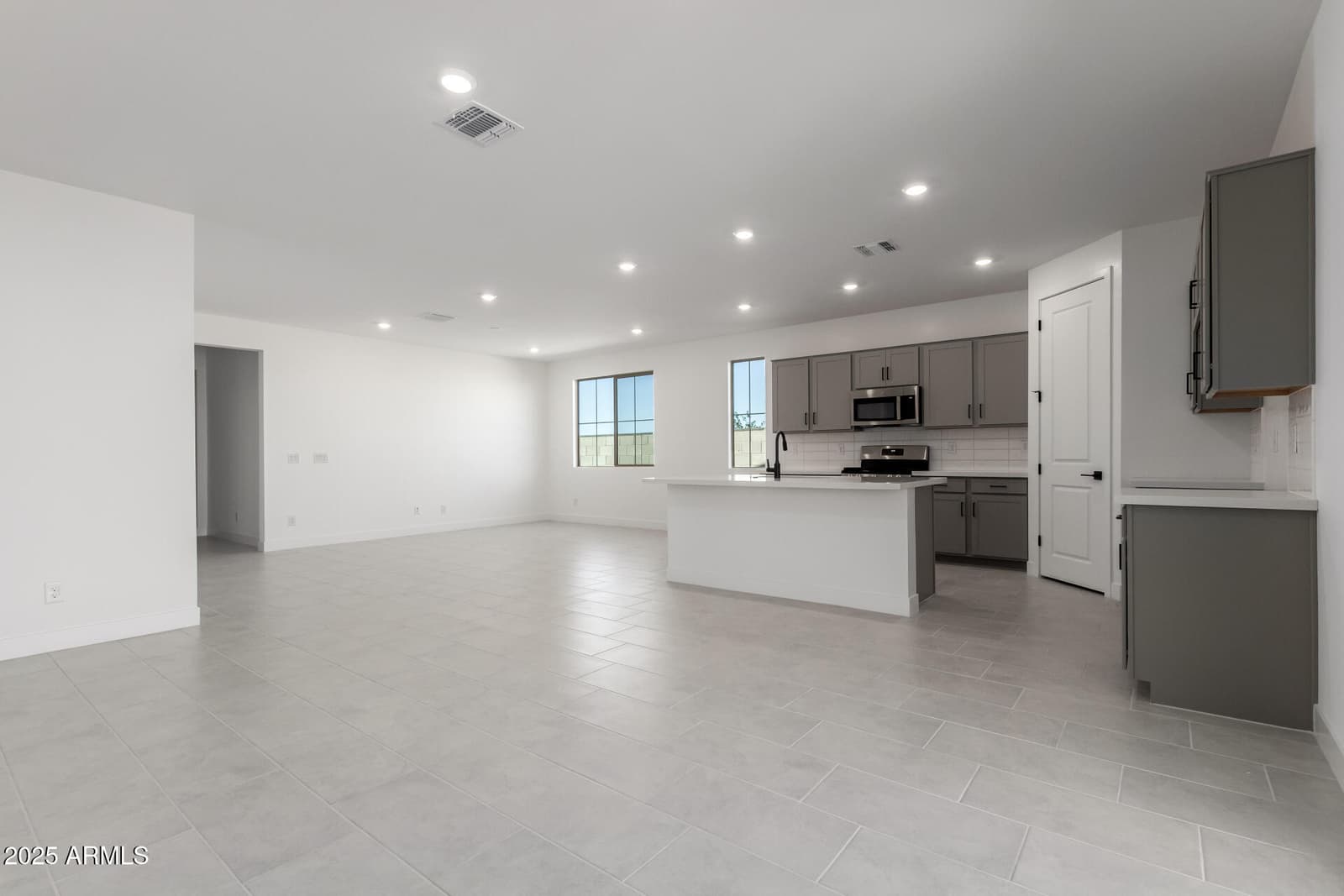 30160 W PALO BREA Way, Buckeye, AZ 85396 — photo 11 of 26
