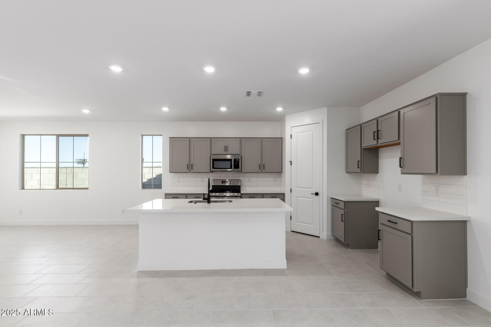 30160 W PALO BREA Way, Buckeye, AZ 85396 — photo 12 of 26