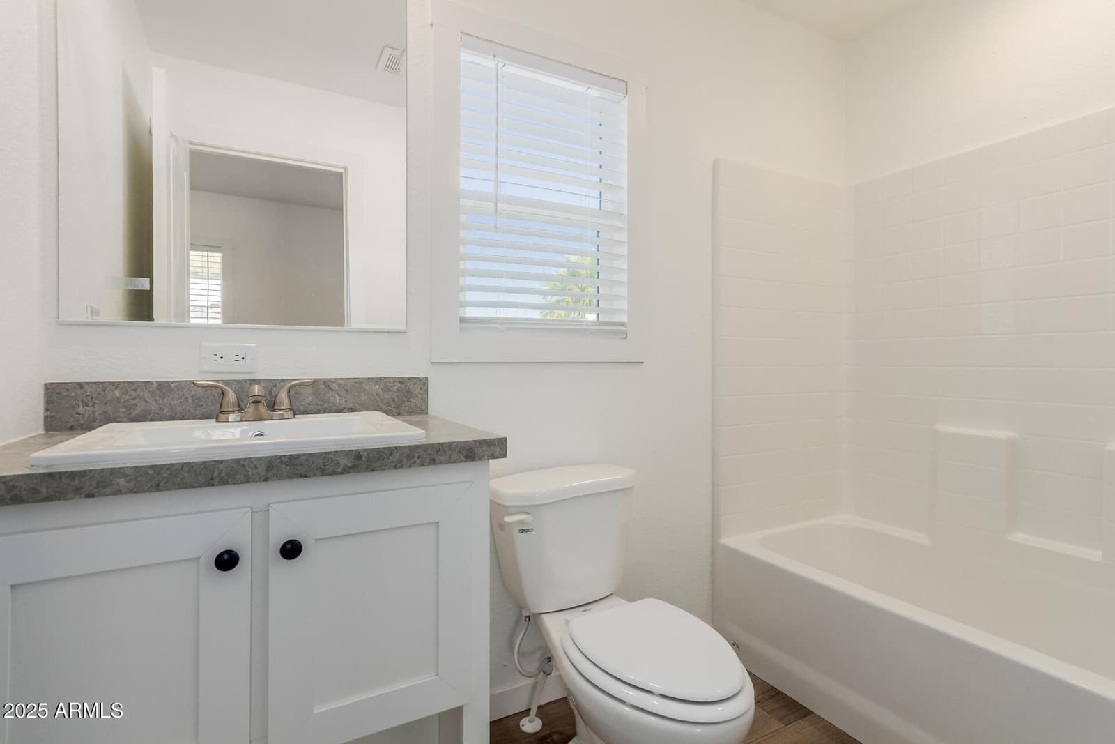 5201 W CAMELBACK Road A159, Phoenix, AZ 85031 — photo 11 of 14