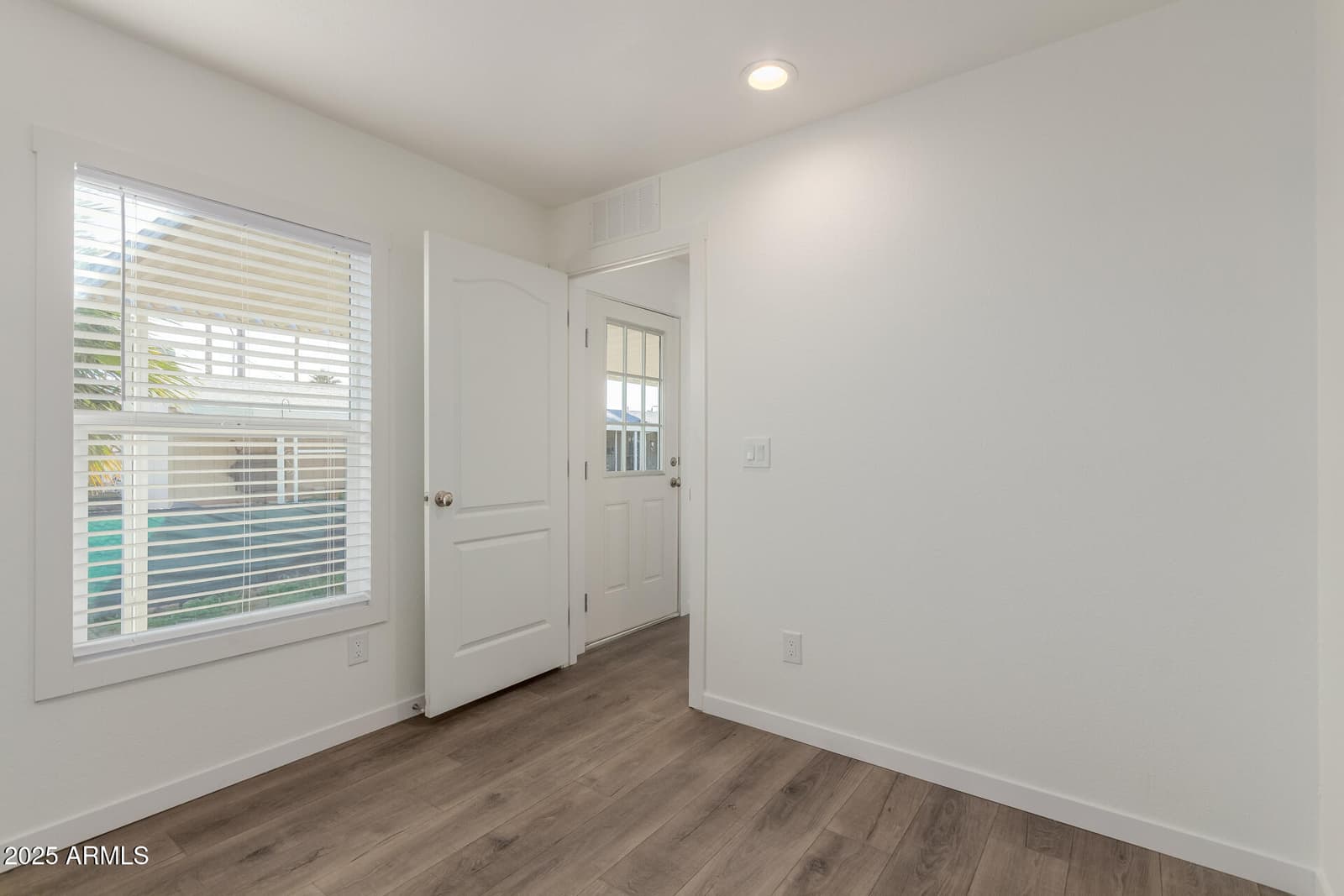 5201 W CAMELBACK Road A159, Phoenix, AZ 85031 — photo 13 of 14