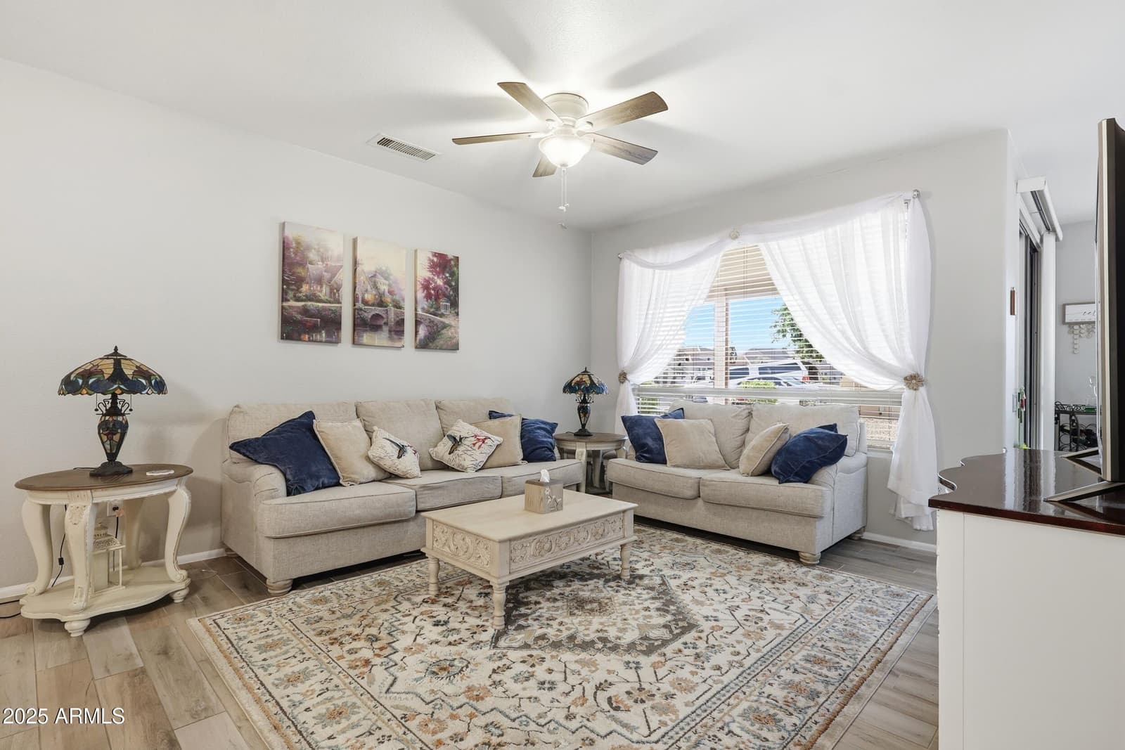 18180 N SHIMMER Lane, Surprise, AZ 85374 — photo 7 of 44