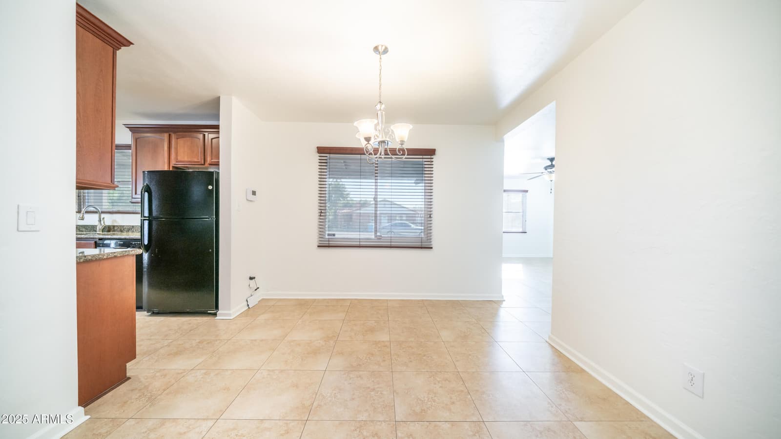 1728 W Avalon Drive, Phoenix, AZ 85015 — photo 9 of 32