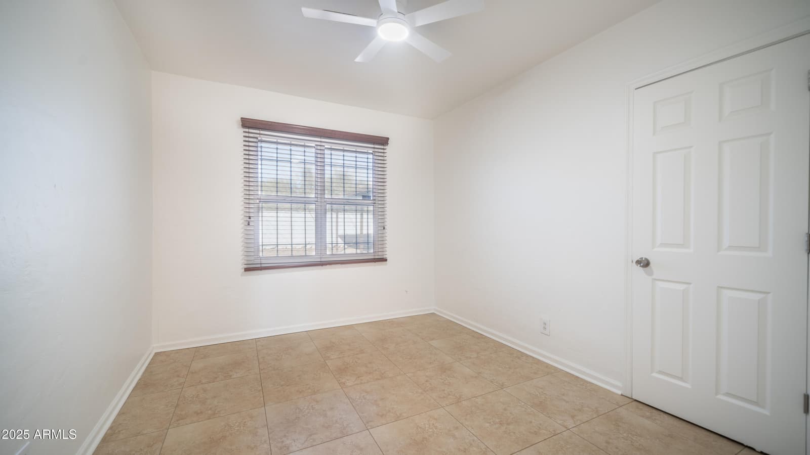 1728 W Avalon Drive, Phoenix, AZ 85015 — photo 18 of 32