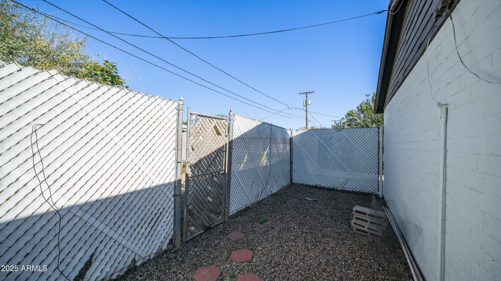 1728 W Avalon Drive, Phoenix, AZ 85015 — photo 26 of 32