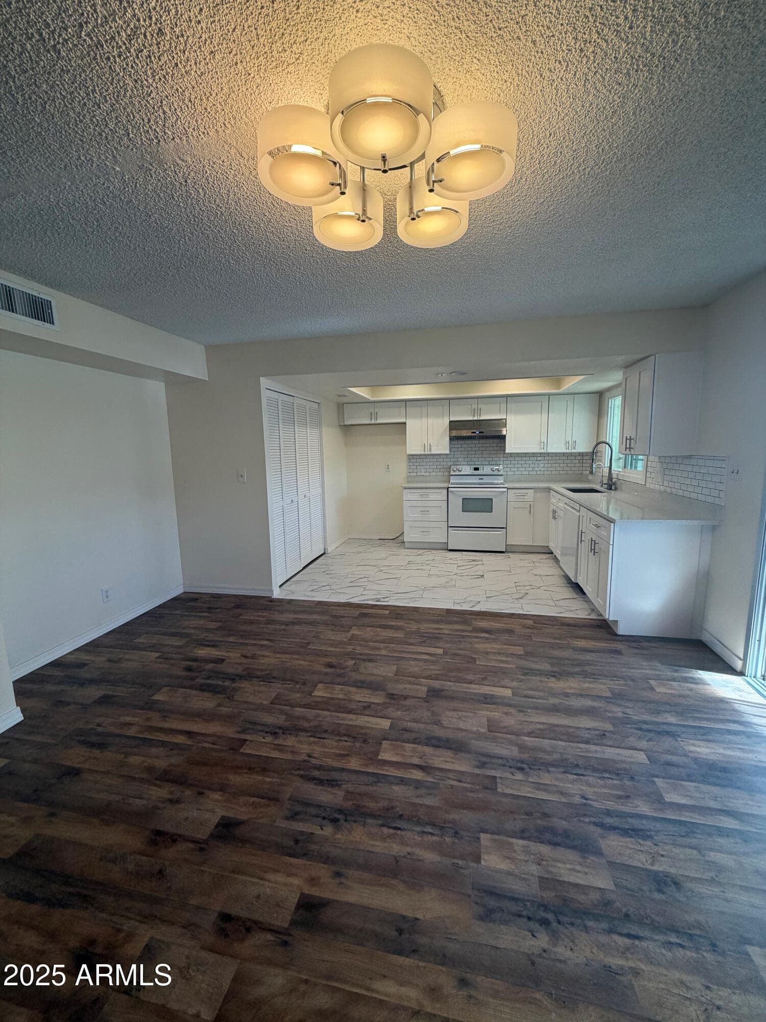 1657 W Hazelwood Street, Phoenix, AZ 85015 — photo 2 of 22