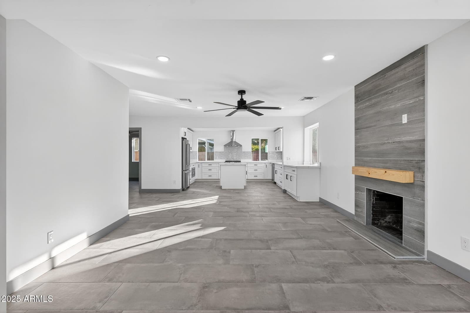3241 N 27th Place, Phoenix, AZ 85016 — photo 1 of 25