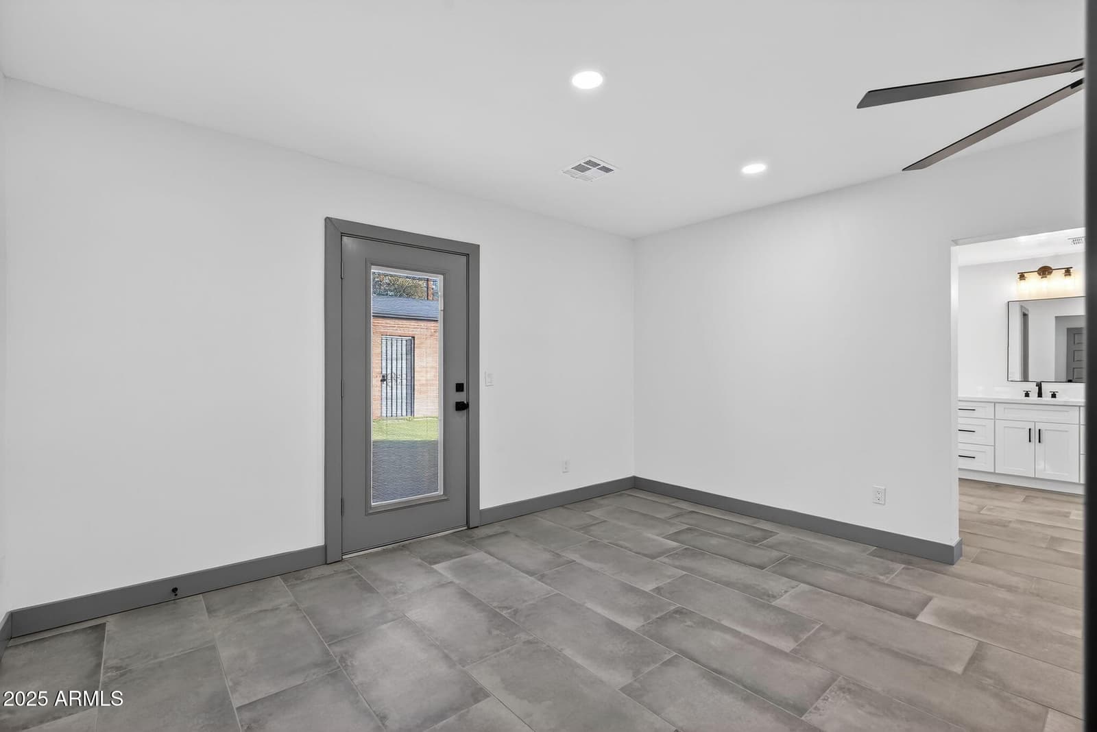 3241 N 27th Place, Phoenix, AZ 85016 — photo 13 of 25