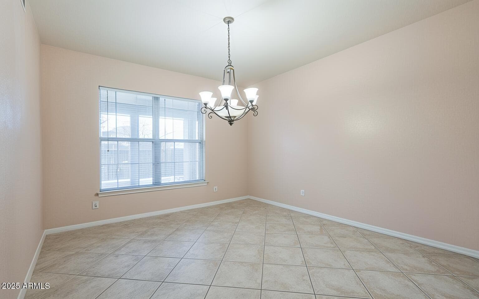 21004 N 53RD Avenue, Glendale, AZ 85308 — photo 9 of 51