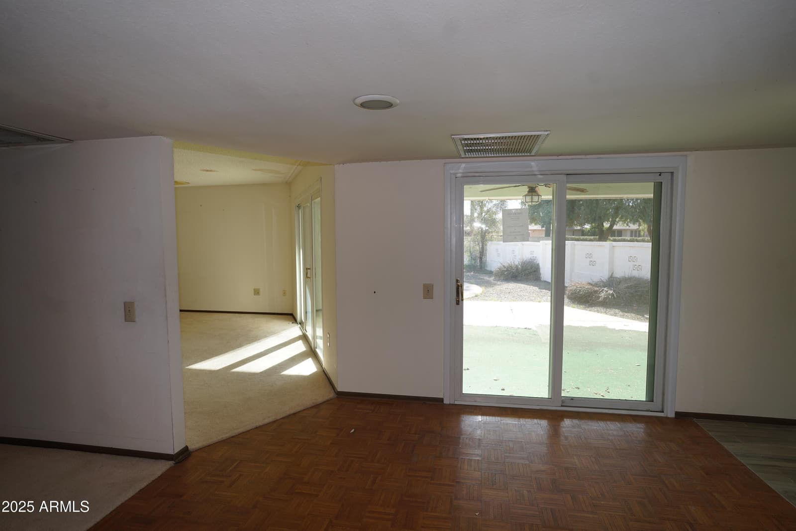 9803 W PEBBLE BEACH Drive, Sun City, AZ 85351 — photo 10 of 32