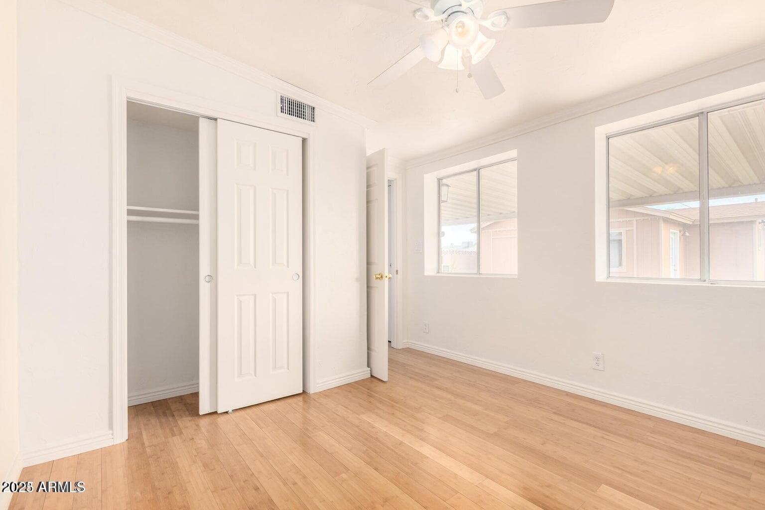 2023 E CLARENDON Avenue, Phoenix, AZ 85016 — photo 10 of 39