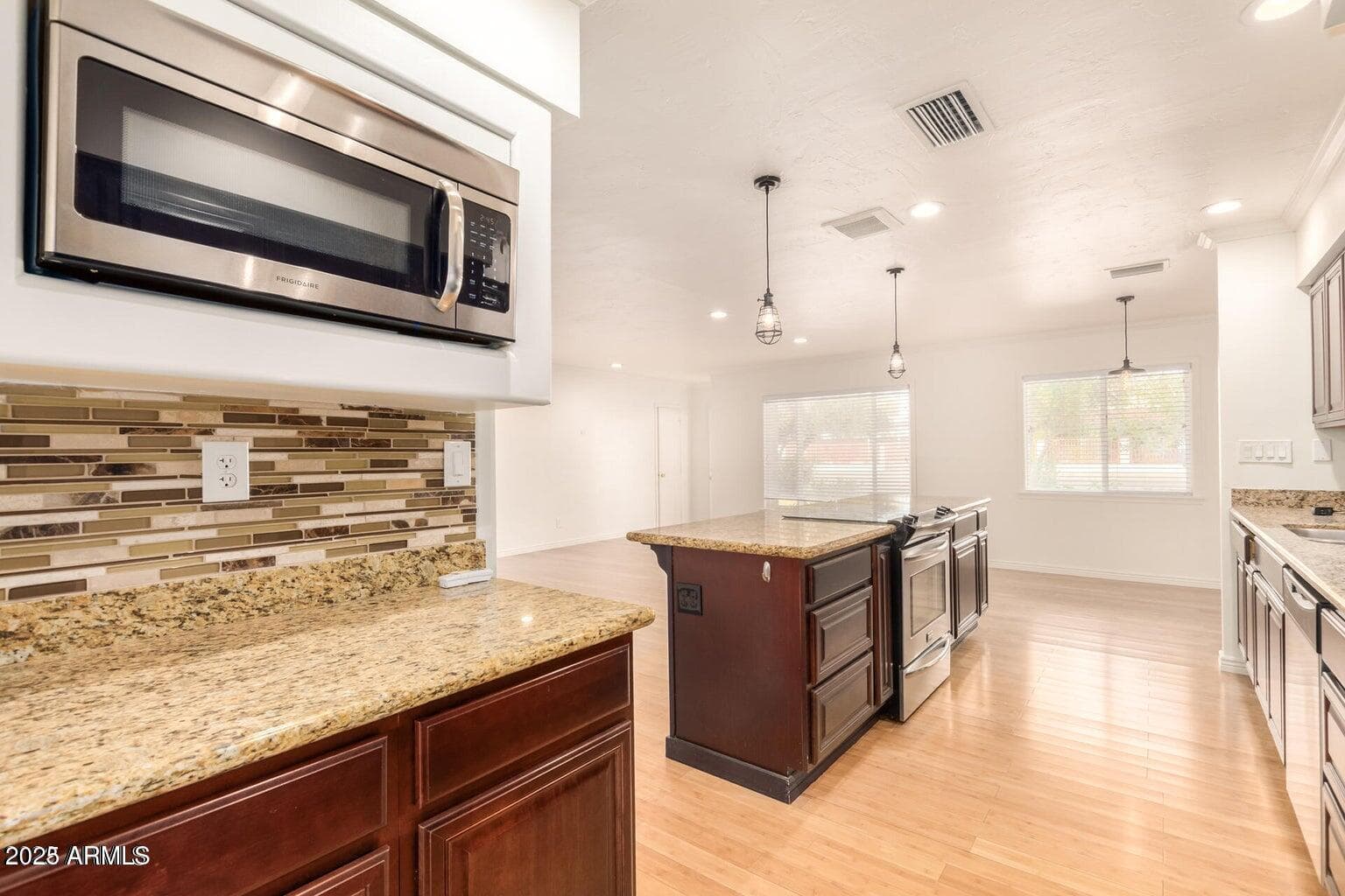 2023 E CLARENDON Avenue, Phoenix, AZ 85016 — photo 24 of 39