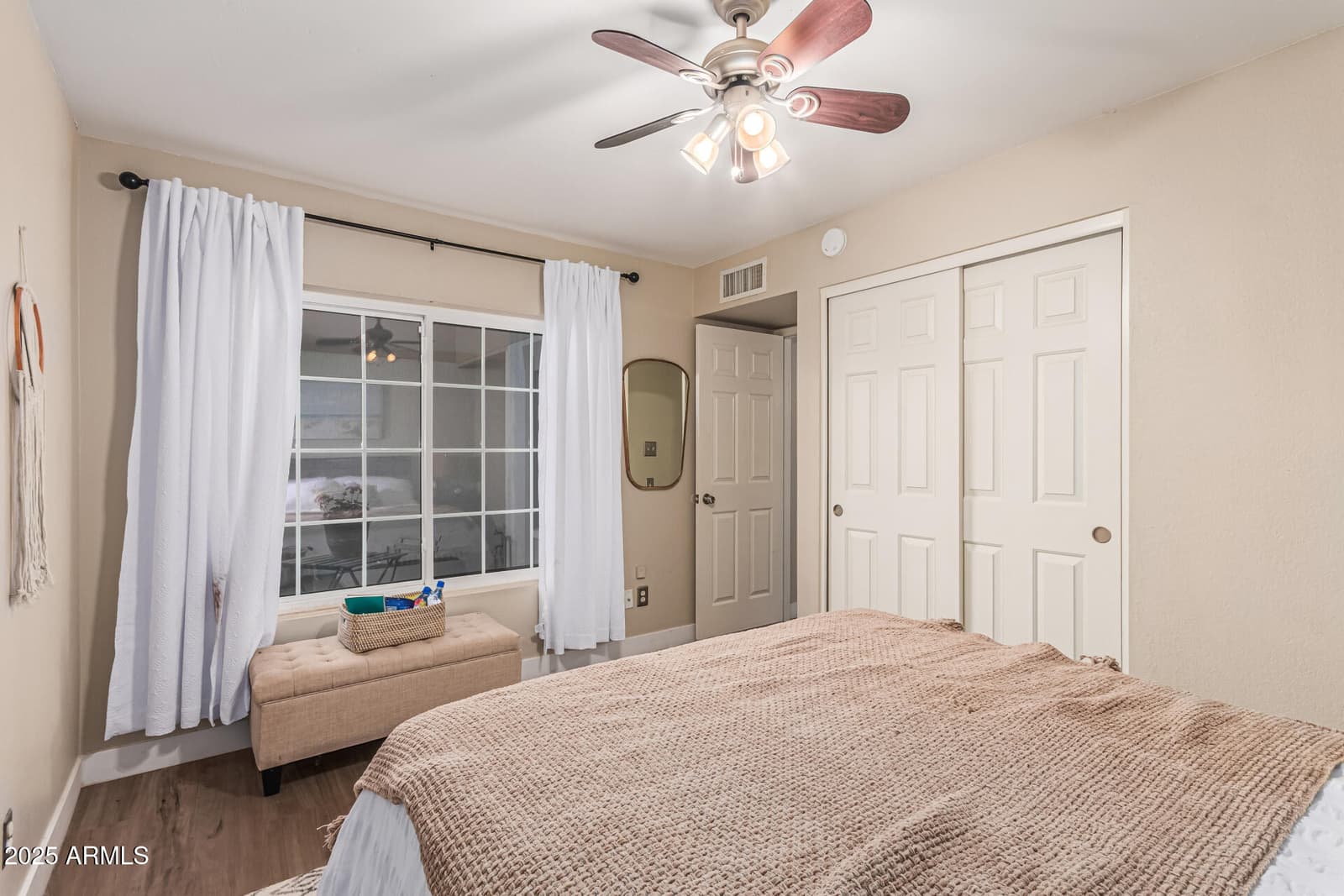 959 E LOBSTER TRAP Lane, Tempe, AZ 85283 — photo 17 of 36