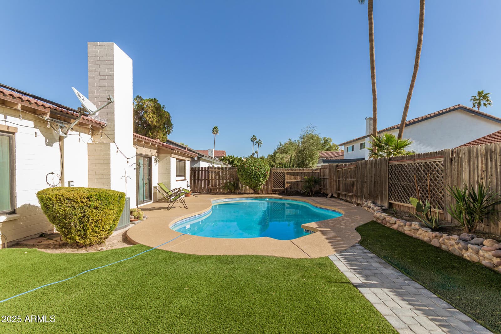 959 E LOBSTER TRAP Lane, Tempe, AZ 85283 — photo 25 of 36