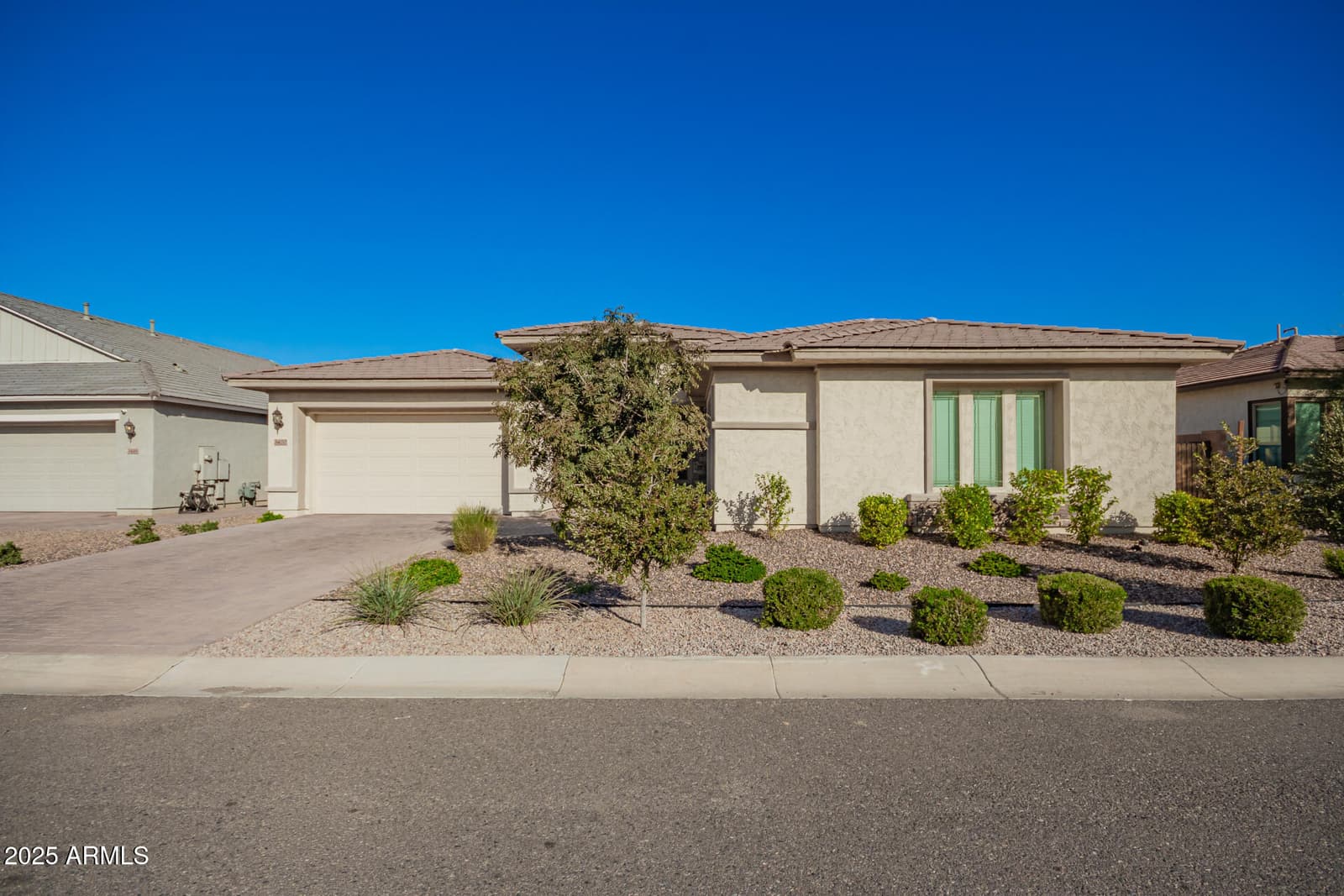 3420 E Harwell Road, Phoenix, AZ 85042 — photo 2 of 45