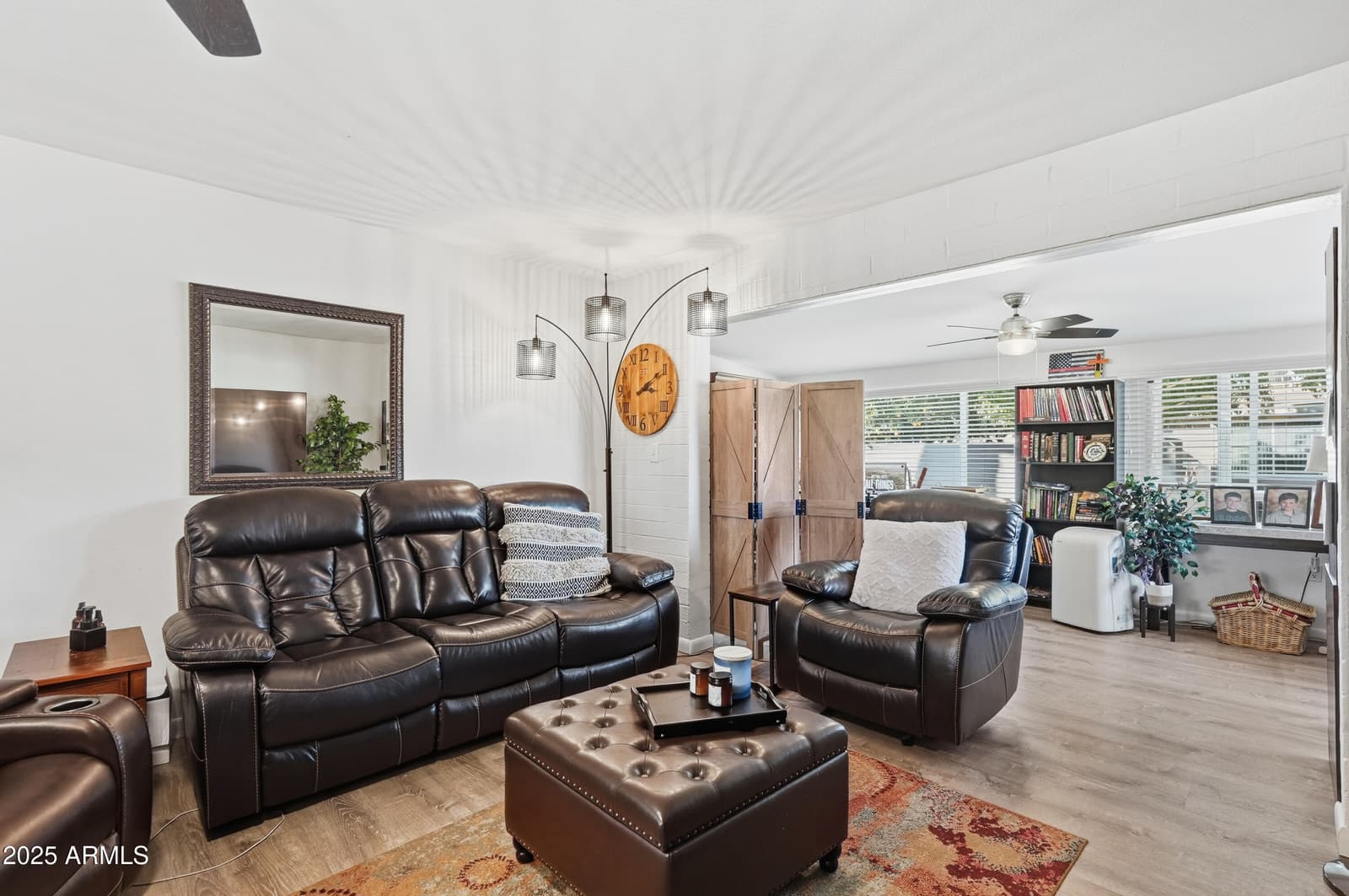 10320 W CORTE DEL SOL ESTE, Sun City, AZ 85351 — photo 2 of 28