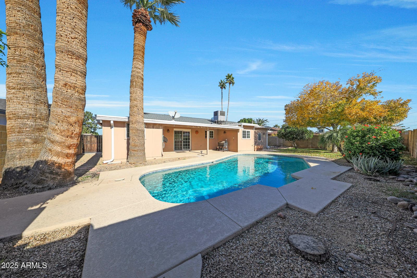 2517 E HIGHLAND Street, Mesa, AZ 85213 — photo 35 of 42