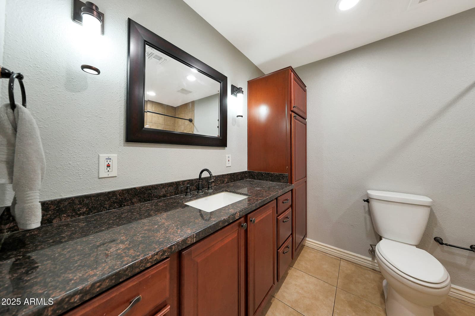 2517 E HIGHLAND Street, Mesa, AZ 85213 — photo 18 of 42