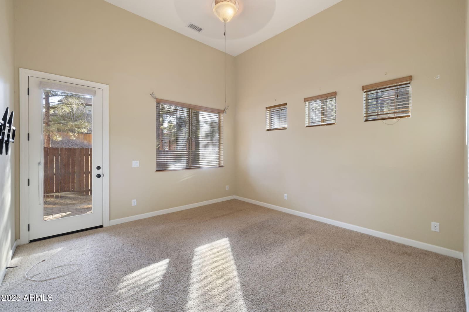 425 E Woodland Drive Drive, Flagstaff, AZ 86001 — photo 24 of 57