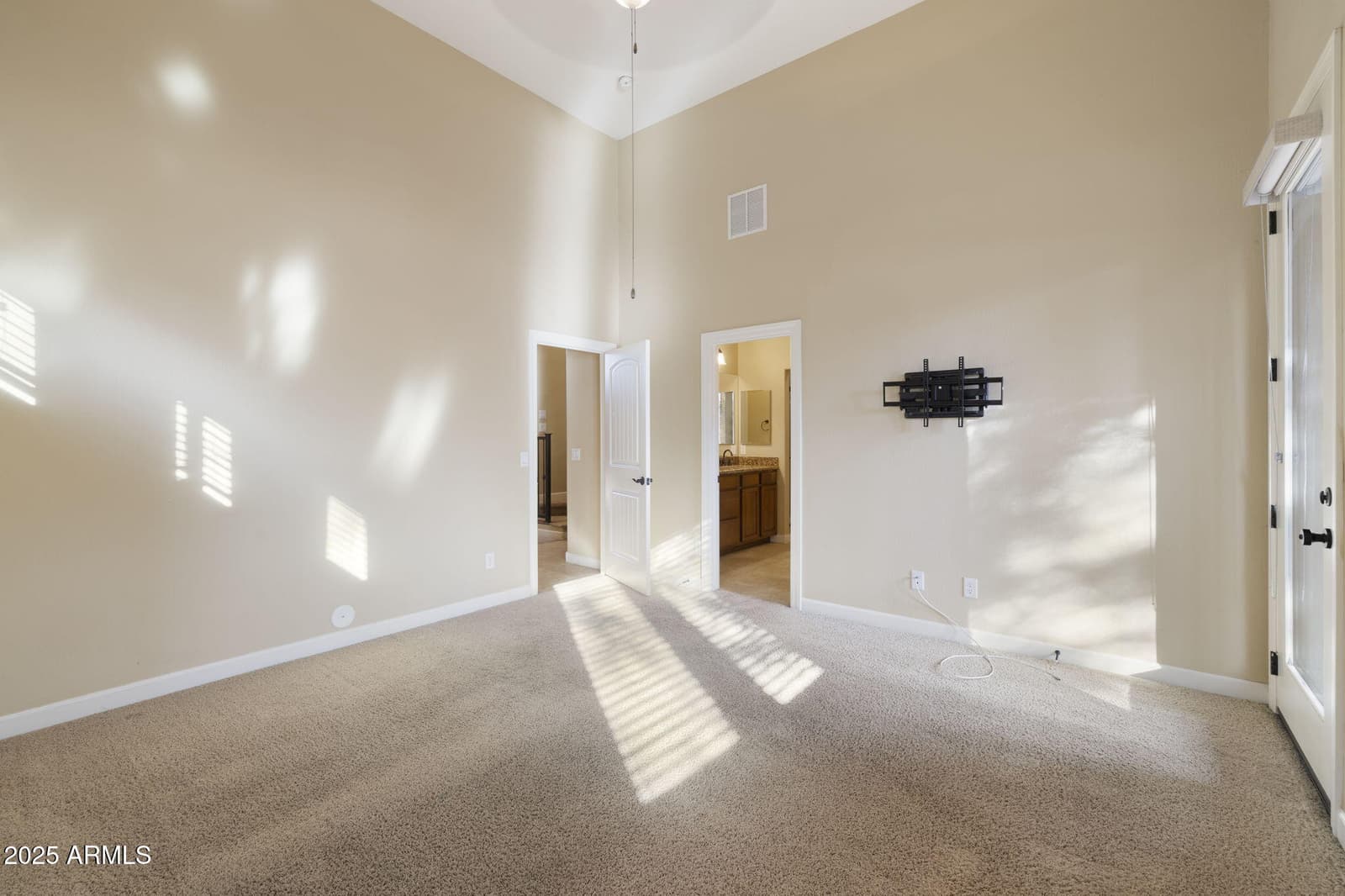425 E Woodland Drive Drive, Flagstaff, AZ 86001 — photo 26 of 57