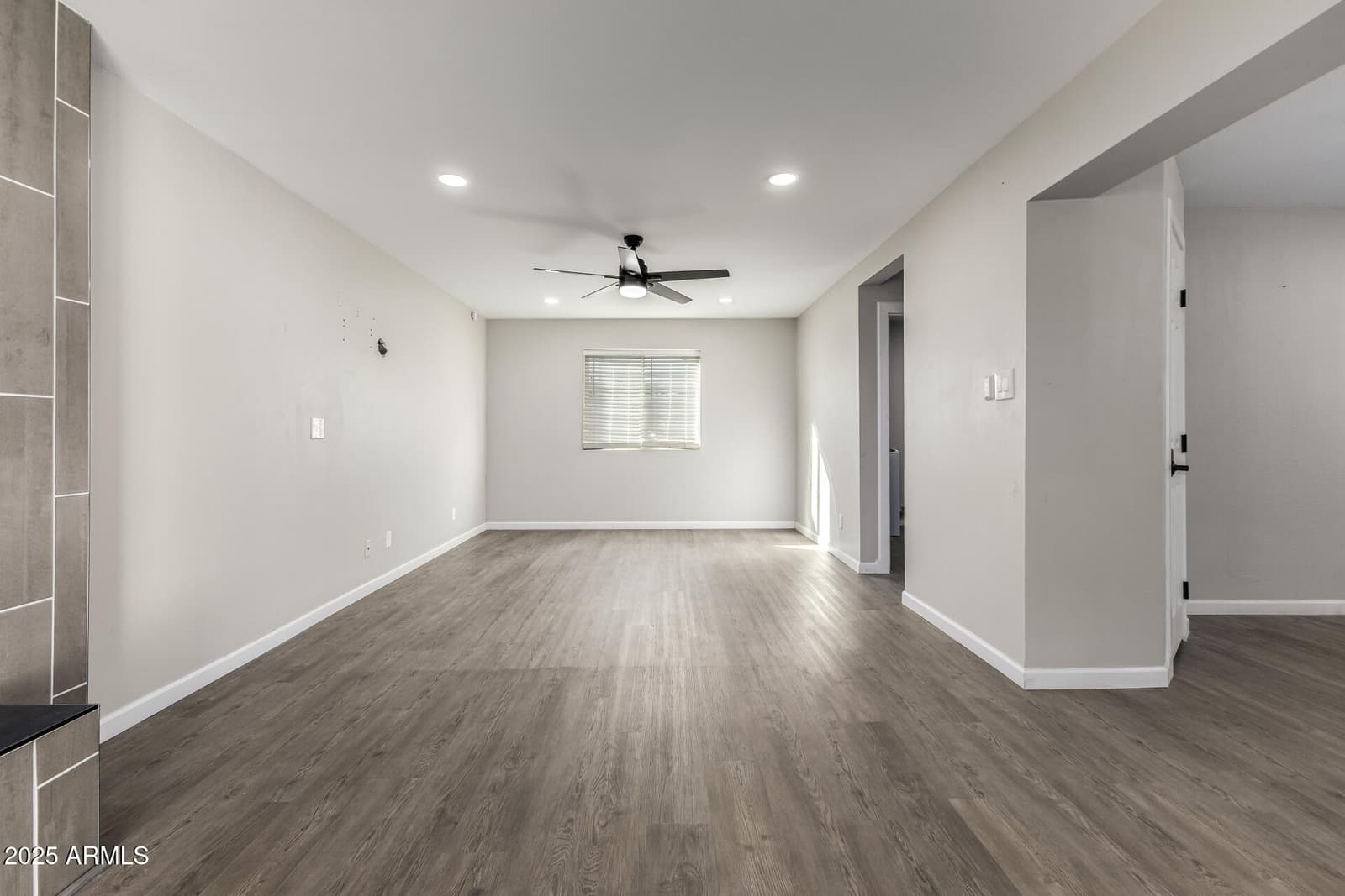 331 E PIERCE Street, Tempe, AZ 85288 — photo 10 of 37