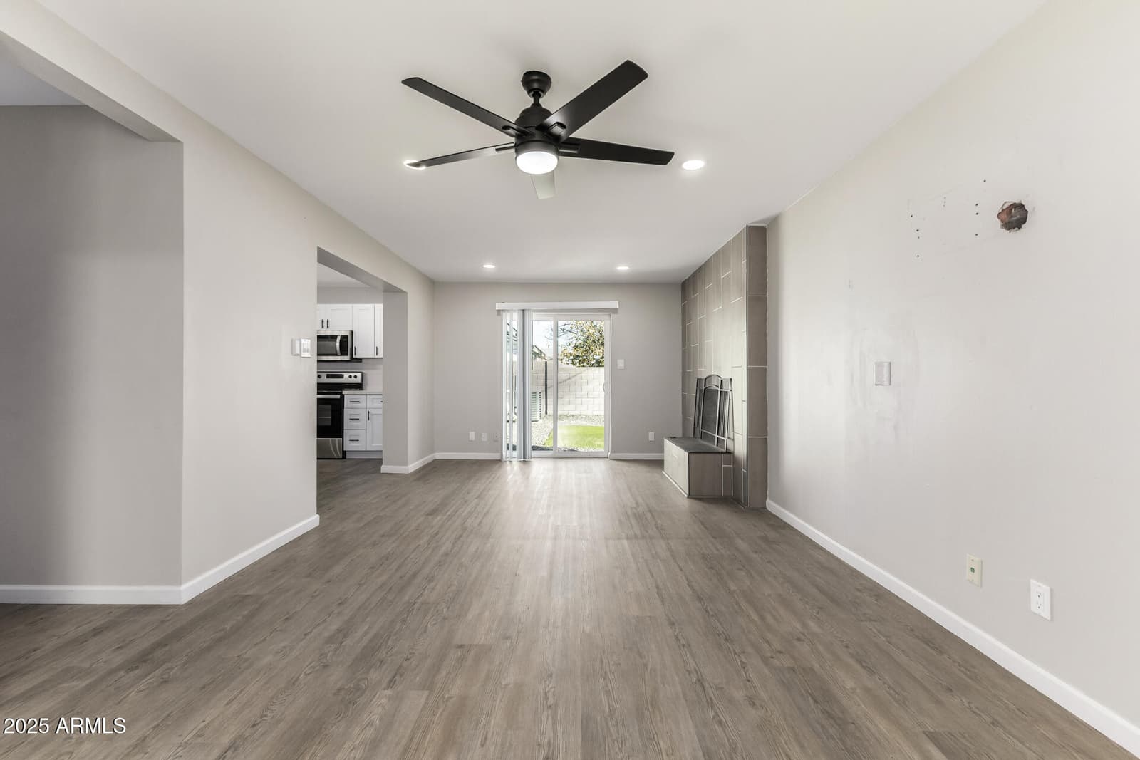 331 E PIERCE Street, Tempe, AZ 85288 — photo 11 of 37