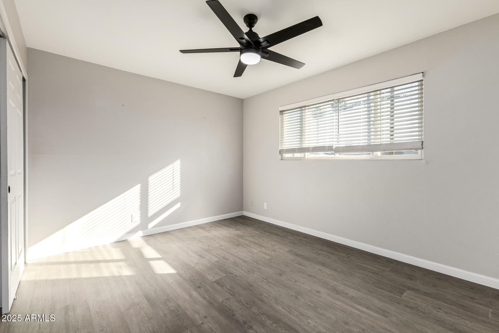 331 E PIERCE Street, Tempe, AZ 85288 — photo 15 of 37