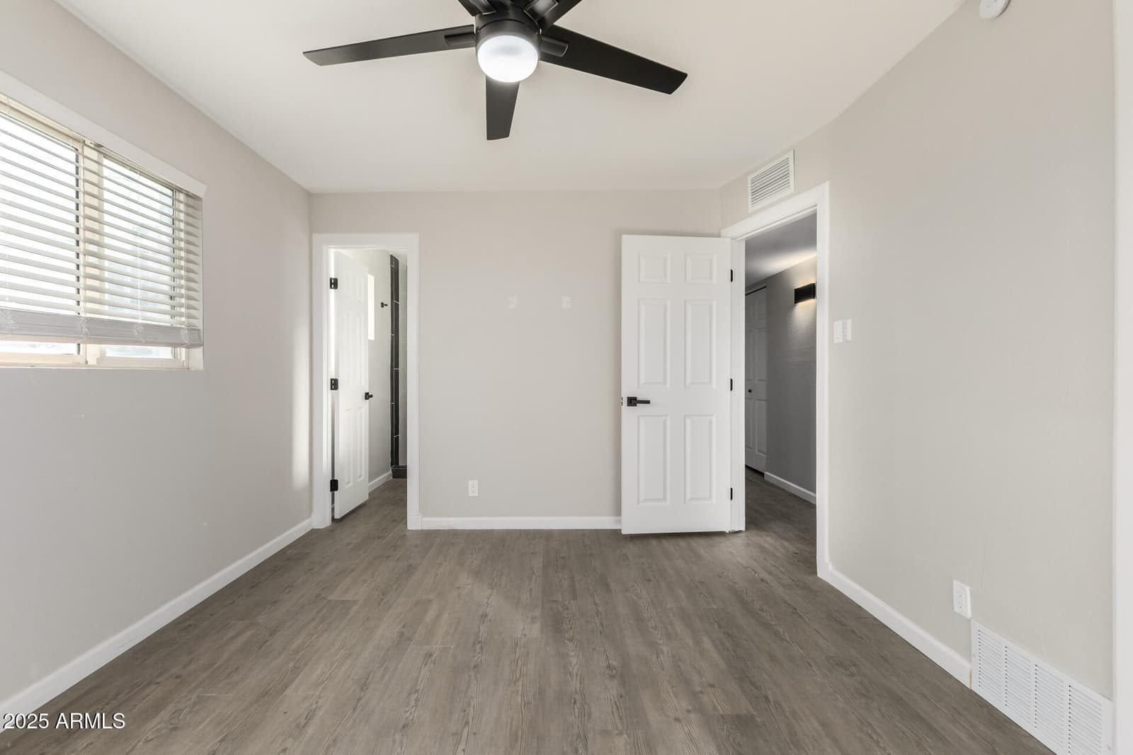 331 E PIERCE Street, Tempe, AZ 85288 — photo 17 of 37