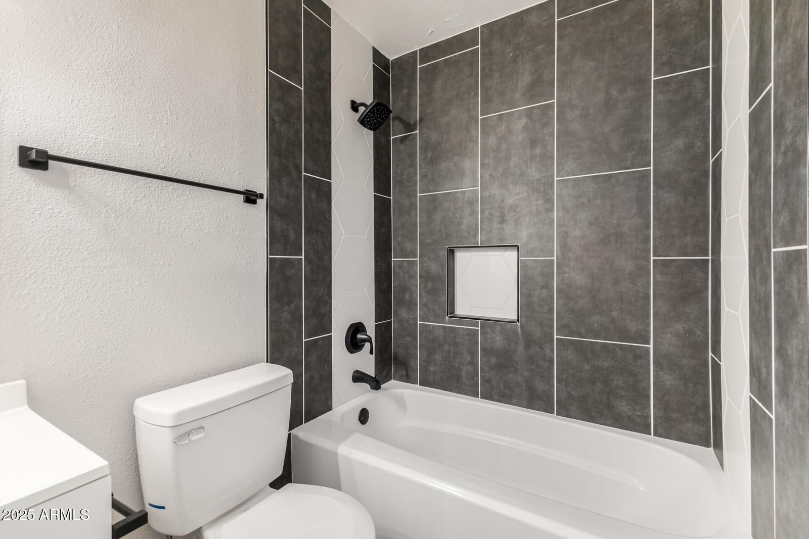 331 E PIERCE Street, Tempe, AZ 85288 — photo 22 of 37