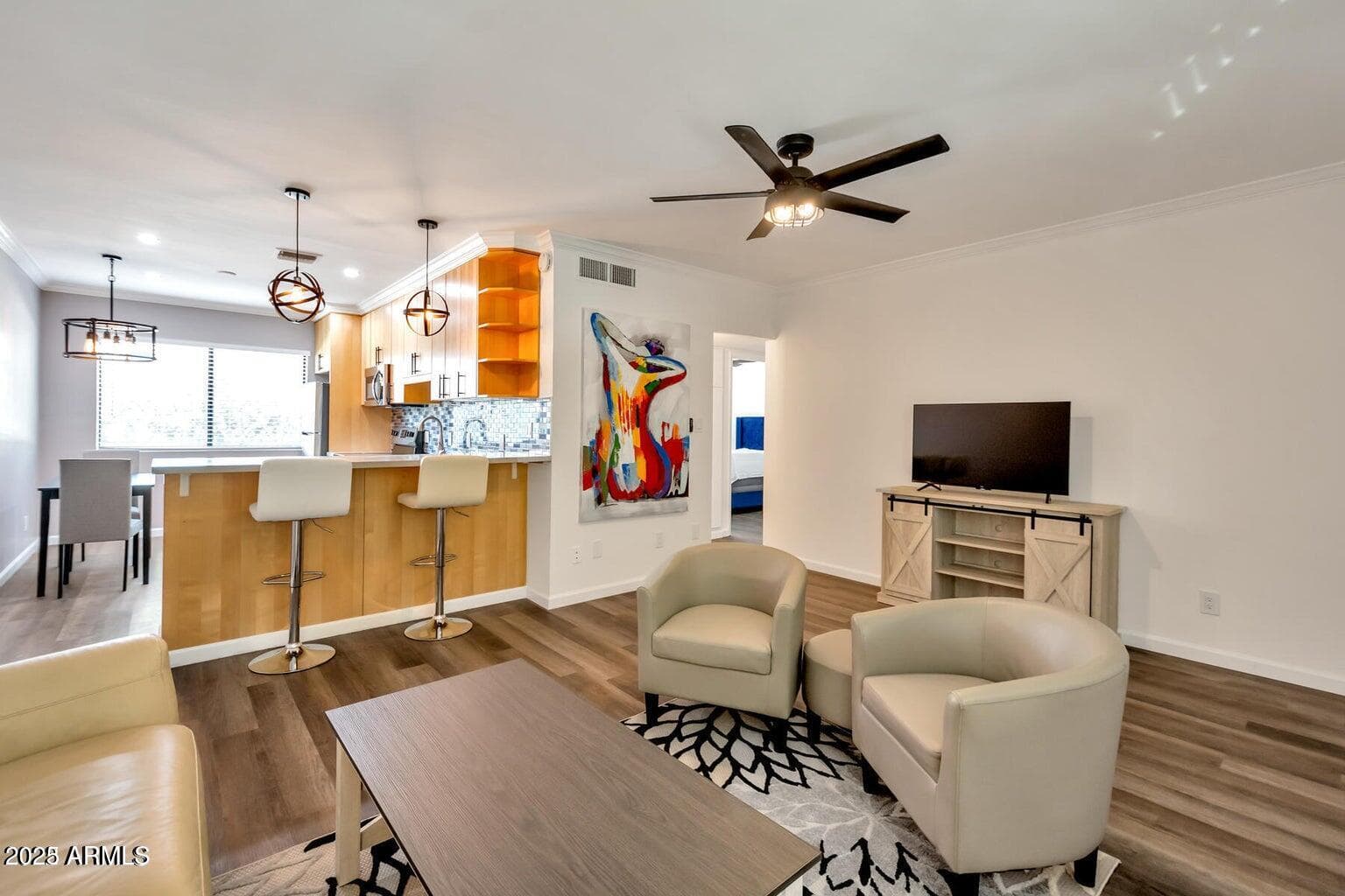 721 E MONTEBELLO Avenue 225, Phoenix, AZ 85014 — photo 5 of 15