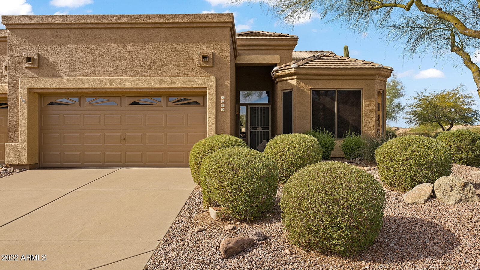 5610 S PINNACLE Lane, Gold Canyon, AZ 85118 — photo 2 of 65