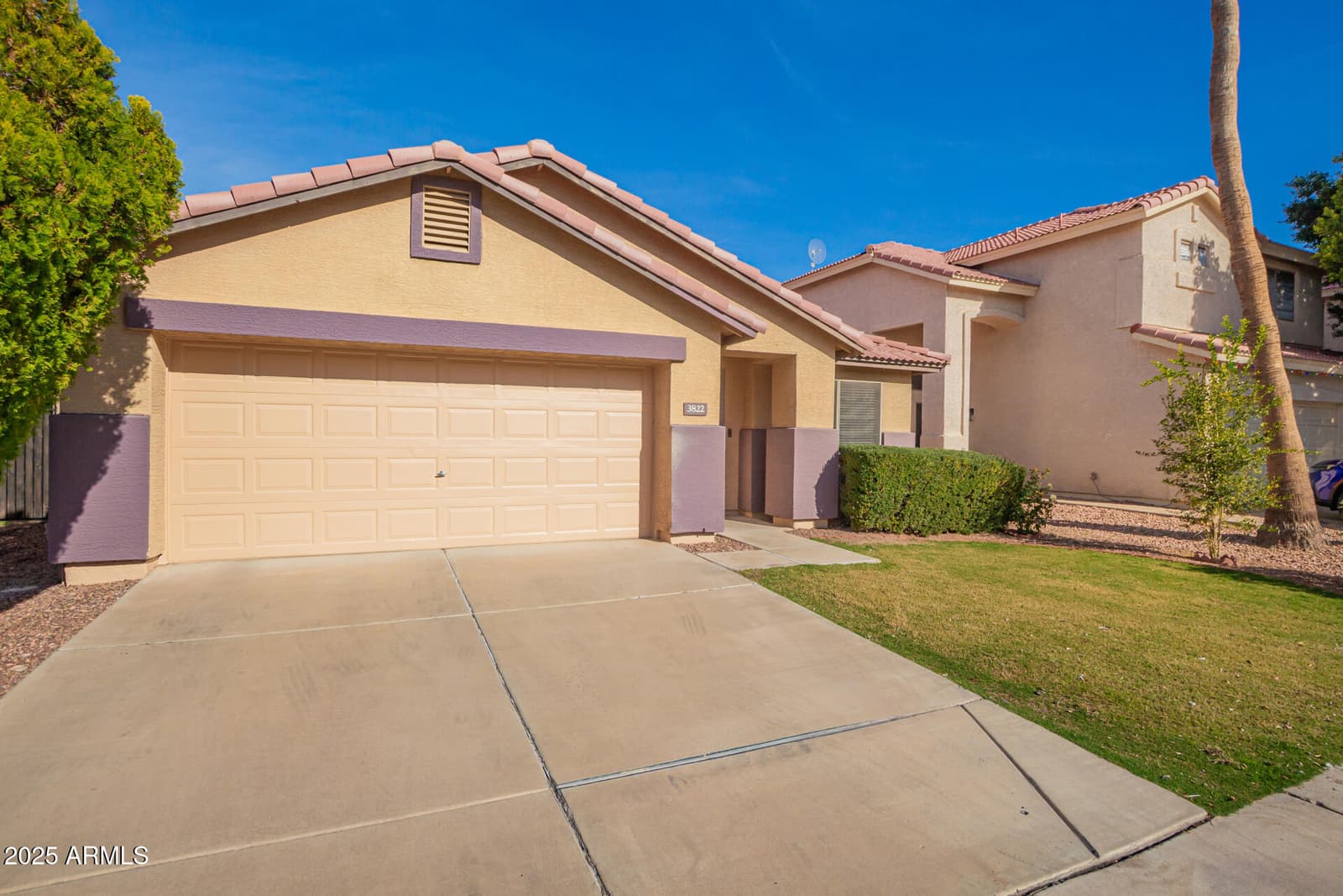 3822 W FALLEN LEAF Lane, Glendale, AZ 85310 — photo 2 of 35
