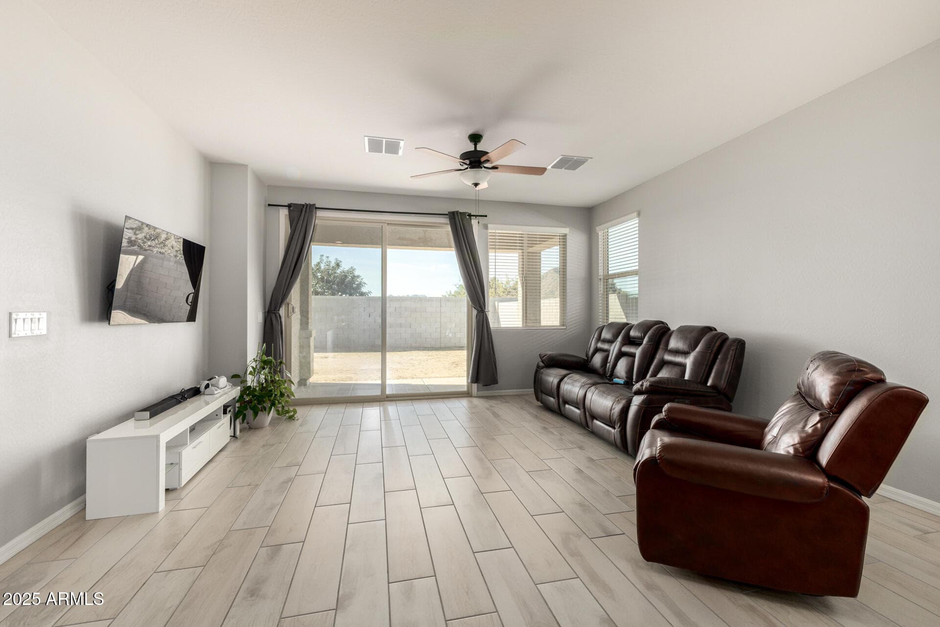3541 W DREAMY DRAW Drive, San Tan Valley, AZ 85144 — photo 3 of 42